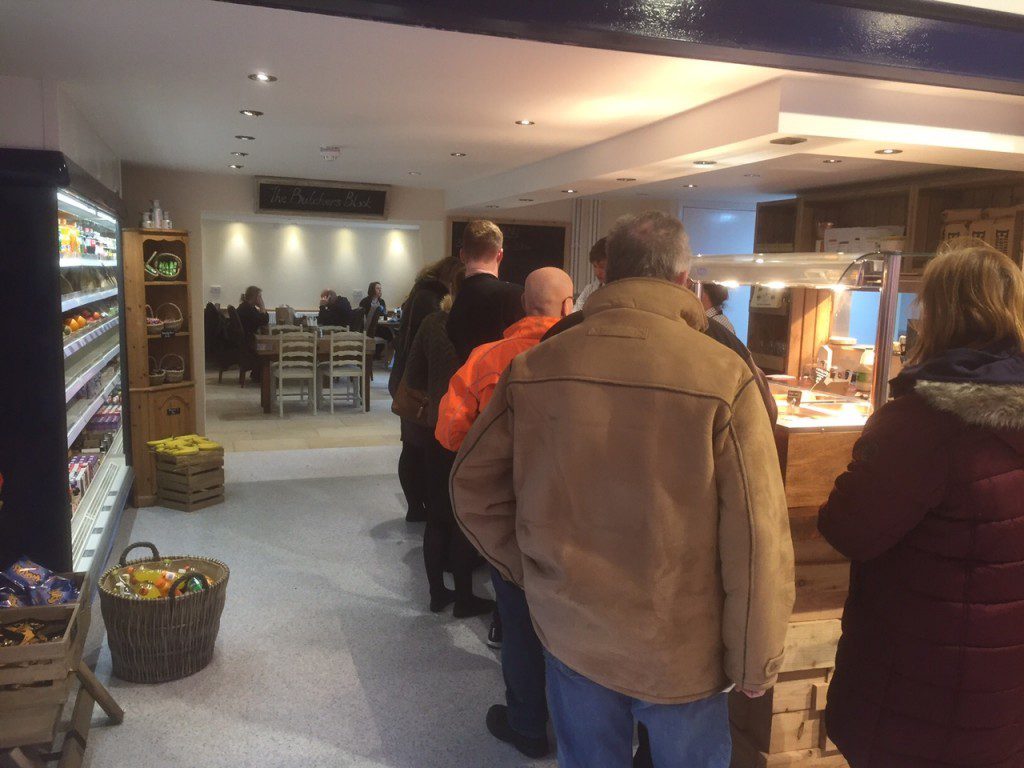 Customers Cafe